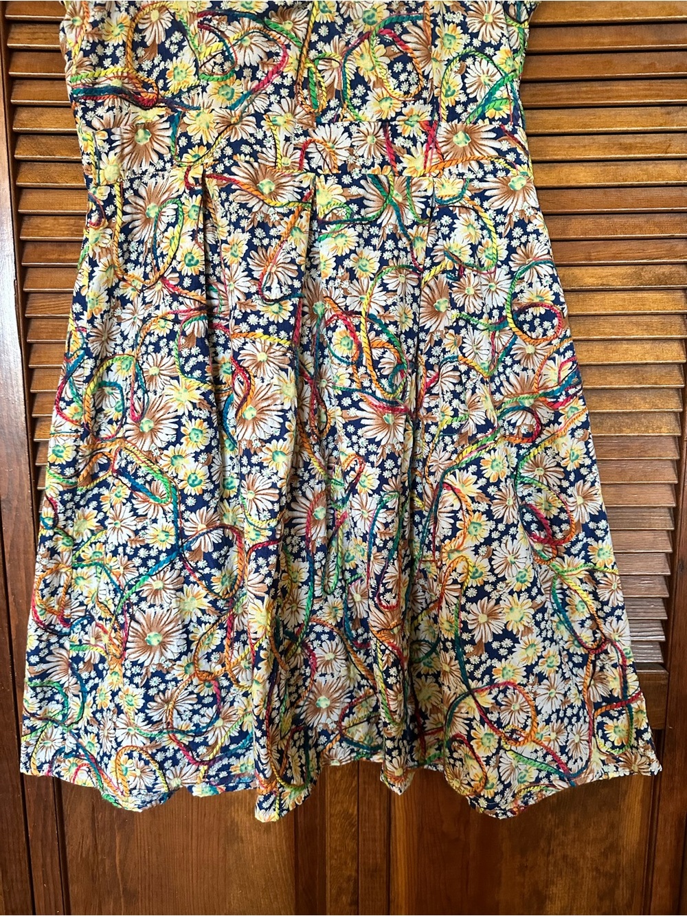 Tatyana Retro Floral Sundress with Multicolor Yarn Accents size XXL - Picture 7 of 13